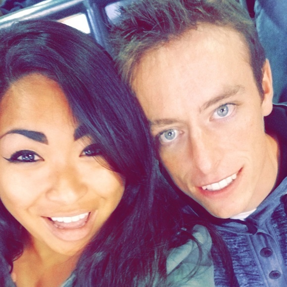 Meet your Posher, Emily - Picture 2 of 2